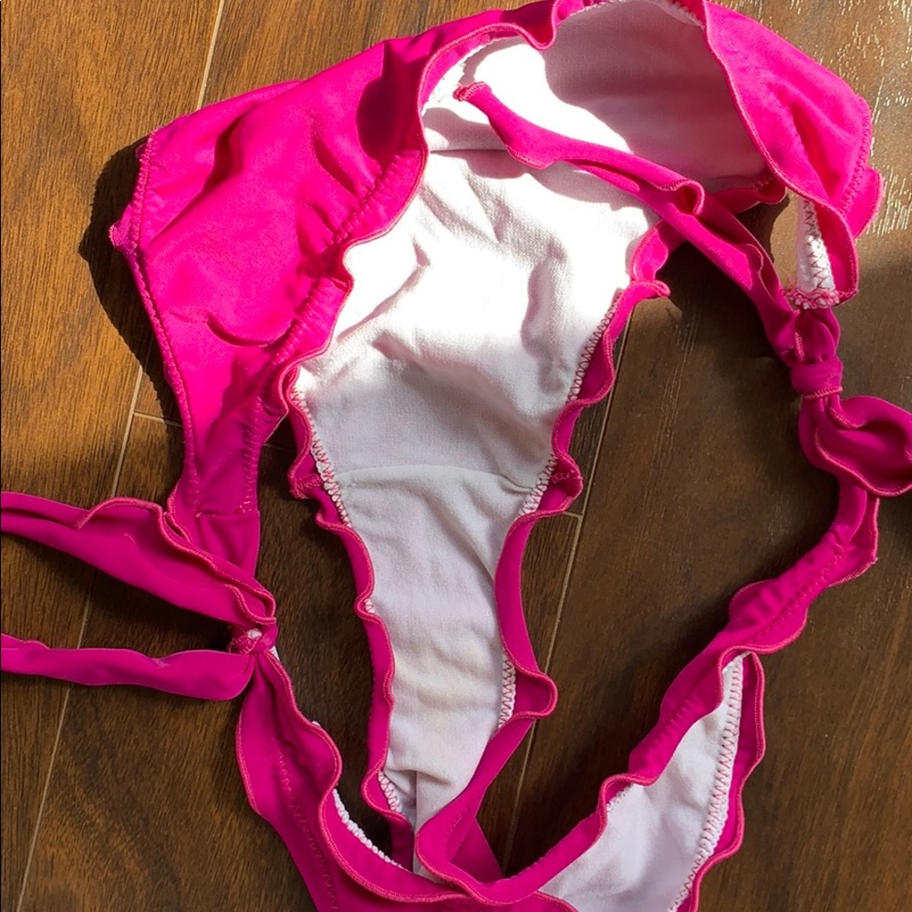 Italian Ruffle bikini bottom - Picture 2 of 2